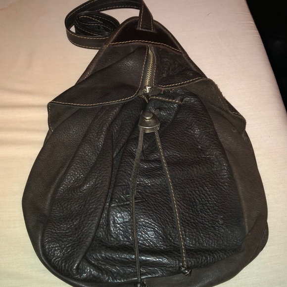 GENUINE LEATHER MADE IN CANADA CHOCOLATE ONE STRAP PURSE - Picture 1 of 7